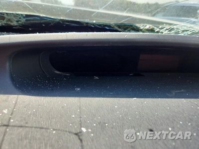 Zdjęcie 9 z 12 samochodu: 2014 TOYOTA PRIUS TWO VIN:JTDKN3DU0E1765011 - miniatura