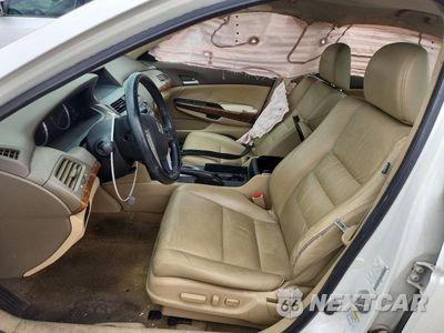 Zdjęcie 7 z 14 samochodu: 2010 HONDA ACCORD EXL VIN:1HGCP3F8XAA023130 - miniatura