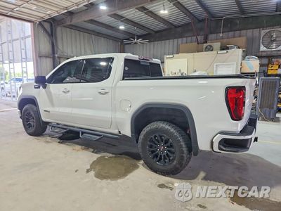 Drugie zdjęcie samochodu z przodu: 2022 GMC SIERRA K1500 AT4 VIN:1GTUUEET4NZ521974 - miniatura