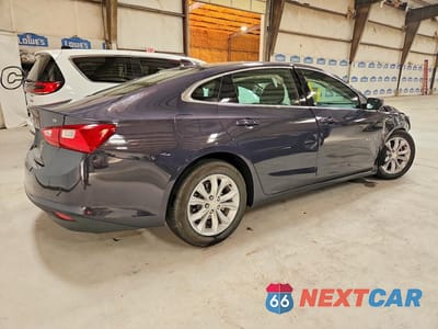Trzecie zdjęcie samochodu z tyłu: 2025 CHEVROLET MALIBU LT VIN:1G1ZD5ST3SF145963 - miniatura