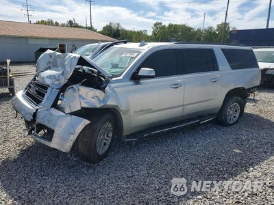 2017 GMC YUKON XL K1500 SLT 1GKS2GKC1HR182709 - główne zdjęcie licytacji z USA - miniatura