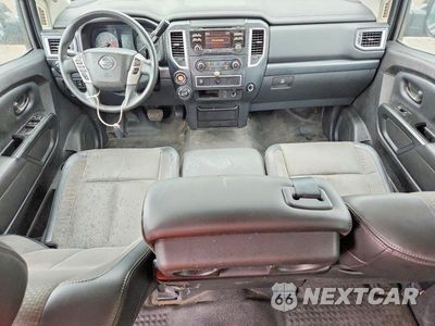 Zdjęcie 8 z 12 samochodu: 2017 NISSAN TITAN XD S VIN:1N6AA1F33HN500898 - miniatura