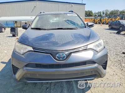 Piąte zdjęcie samochodu w środku: 2018 TOYOTA RAV4 HYBRID LE VIN:JTMRJREV1JD190317 - miniatura