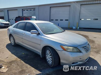 Czwarte zdjęcie samochodu z boku: 2007 TOYOTA CAMRY LE V6 VIN:4T1BK46K27U041702 - miniatura