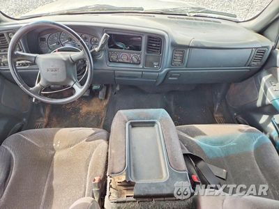 Zdjęcie 8 z 12 samochodu: 2003 GMC SIERRA 1500 VIN:2GTEK19T321266476 - miniatura