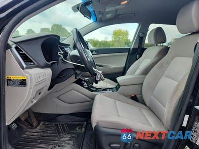 Zdjęcie 7 z 13 samochodu: 2016 HYUNDAI TUCSON SPORT VIN:KM8J3CA21GU032211 - miniatura