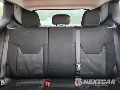Zdjęcie 10 z 14 samochodu: 2017 JEEP RENEGADE SPORT VIN:ZACCJAAB3HPF12020 - miniatura