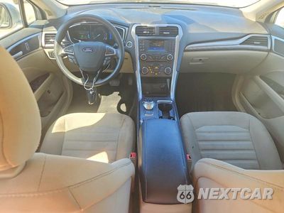 Zdjęcie 8 z 12 samochodu: 2018 FORD FUSION SE HYBRID VIN:3FA6P0LU1JR250083 - miniatura