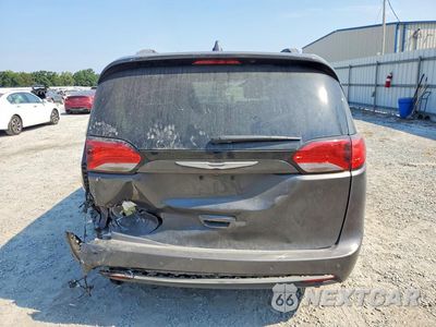 Zdjęcie 6 z 13 samochodu: 2020 CHRYSLER PACIFICA TOURING L VIN:2C4RC1BG5LR114262 - miniatura