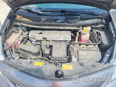 Zdjęcie 11 z 12 samochodu: 2014 TOYOTA PRIUS V THREE VIN:JTDZN3EU5E3316831 - miniatura
