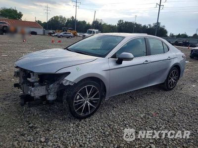 2024 TOYOTA CAMRY SE 4T1G11AKXRU901248 - główne zdjęcie licytacji z USA - miniatura