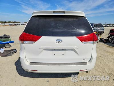 Zdjęcie 6 z 13 samochodu: 2012 TOYOTA SIENNA LE 8-PASSENGER VIN:5TDKA3DC1CS014910 - miniatura