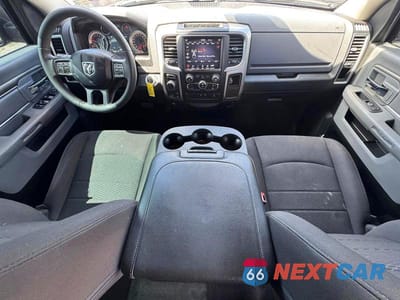 Zdjęcie 9 z 10 samochodu: 2020 RAM 1500 CLASSIC WARLOCK VIN:1C6RR7LT6LS152439 - miniatura