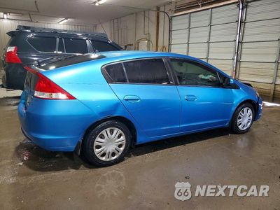 Trzecie zdjęcie samochodu z tyłu: 2010 HONDA INSIGHT LX VIN:JHMZE2H58AS006556 - miniatura
