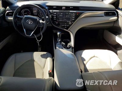 Zdjęcie 8 z 12 samochodu: 2018 TOYOTA CAMRY SE VIN:4T1B11HK9JU017810 - miniatura