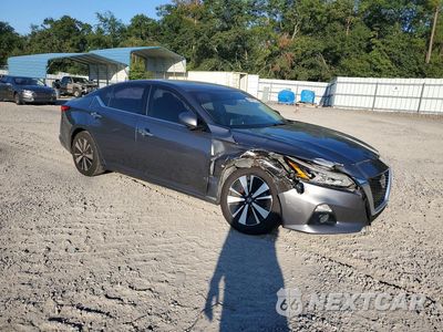 Czwarte zdjęcie samochodu z boku: 2020 NISSAN ALTIMA SL VIN:1N4BL4EV3LC132965 - miniatura