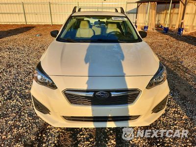 Piąte zdjęcie samochodu w środku: 2019 SUBARU IMPREZA VIN:4S3GTAA66K1702948 - miniatura