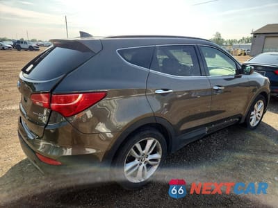 Trzecie zdjęcie samochodu z tyłu: 2014 HYUNDAI SANTA FE SPORT 2.0T VIN:5XYZWDLA4EG212225 - miniatura