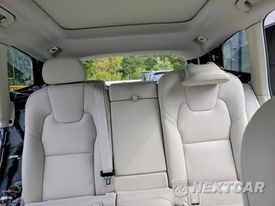 Zdjęcie 10 z 14 samochodu: 2024 VOLVO XC60 PLUS VIN:YV4L12RL5R1756950 - miniatura
