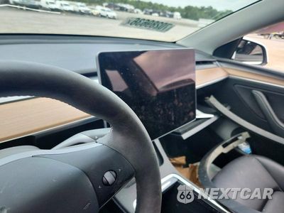 Zdjęcie 9 z 12 samochodu: 2024 TESLA MODEL Y VIN:7SAYGDEE6RF169810 - miniatura