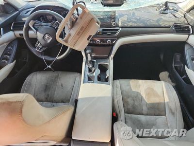 Zdjęcie 8 z 12 samochodu: 2018 HONDA ACCORD EX VIN:1HGCV1F43JA119463 - miniatura