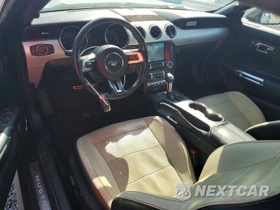 Zdjęcie 8 z 12 samochodu: 2017 FORD MUSTANG VIN:1FATP8UH2H5296019 - miniatura