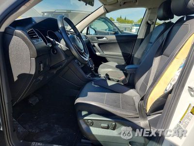 Zdjęcie 7 z 13 samochodu: 2018 VOLKSWAGEN TIGUAN SE VIN:3VV3B7AX3JM214587 - miniatura