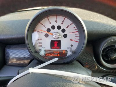Zdjęcie 9 z 12 samochodu: 2011 MINI COOPER S VIN:WMWSV3C5XBTY13928 - miniatura