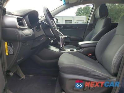 Zdjęcie 7 z 13 samochodu: 2016 KIA SORENTO LX V6 VIN:5XYPGDA54GG163332 - miniatura