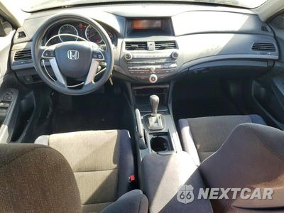 Zdjęcie 8 z 13 samochodu: 2010 HONDA ACCORD LXP VIN:1HGCP2F44AA175234 - miniatura