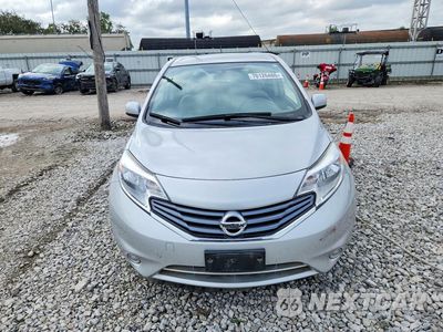 Piąte zdjęcie samochodu w środku: 2014 NISSAN VERSA NOTE SV VIN:3N1CE2CP6EL375729 - miniatura