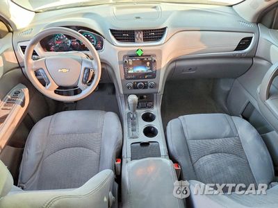 Zdjęcie 8 z 13 samochodu: 2015 CHEVROLET TRAVERSE LS VIN:1GNKRFEDXFJ242799 - miniatura