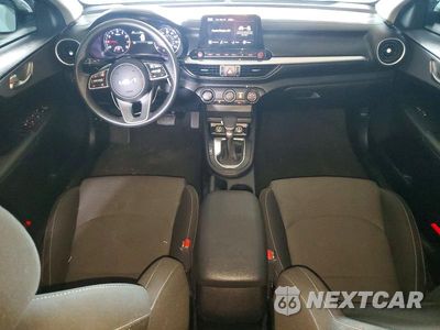 Zdjęcie 8 z 12 samochodu: 2023 KIA FORTE LXS VIN:3KPF24AD5PE636007 - miniatura
