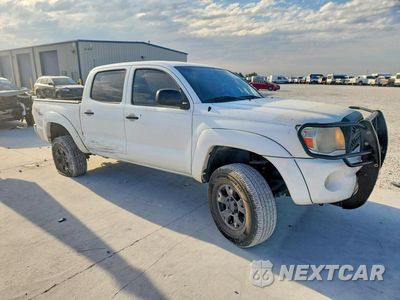Czwarte zdjęcie samochodu z boku: 2010 TOYOTA TACOMA DOUBLE CAB PRERUNNER VIN:3TMJU4GN6AM109241 - miniatura