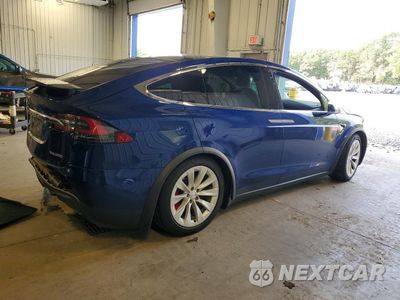 Trzecie zdjęcie samochodu z tyłu: 2020 TESLA MODEL X VIN:5YJXCBE40LF240281 - miniatura