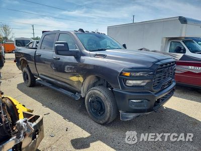 Czwarte zdjęcie samochodu z boku: 2025 RAM 2500 TRADESMAN VIN:3C6UR5CJ8SG556992 - miniatura