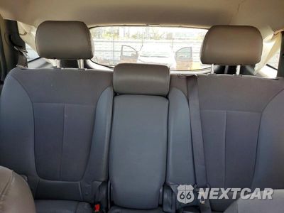 Zdjęcie 10 z 13 samochodu: 2010 HYUNDAI SANTA FE SE VIN:5NMSH4AG5AH403042 - miniatura