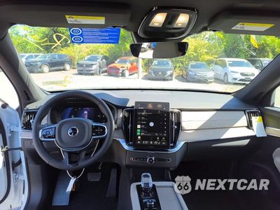 Zdjęcie 9 z 15 samochodu: 2026 VOLVO XC90 CORE VIN:YV4M12PJ0T1537178 - miniatura