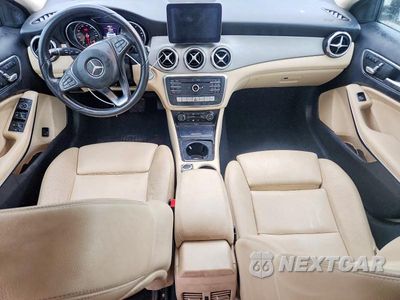 Zdjęcie 8 z 12 samochodu: 2018 MERCEDES-BENZ GLA 250 VIN:WDCTG4EB2JJ398229 - miniatura