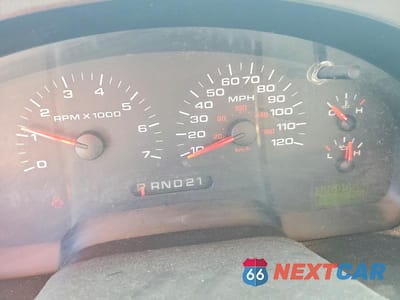 Zdjęcie 9 z 12 samochodu: 2005 FORD F150 VIN:1FTRX12WX5FA37216 - miniatura