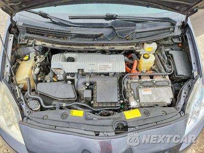 Zdjęcie 12 z 13 samochodu: 2011 TOYOTA PRIUS FOUR VIN:JTDKN3DU6B5302312 - miniatura