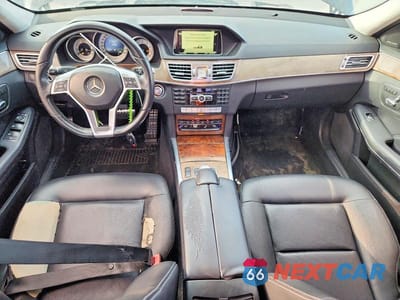 Zdjęcie 8 z 12 samochodu: 2014 MERCEDES-BENZ E 350 VIN:WDDHF5KB9EA887991 - miniatura