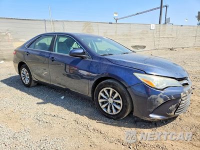 Czwarte zdjęcie samochodu z boku: 2015 TOYOTA CAMRY LE VIN:4T4BF1FK8FR514011 - miniatura