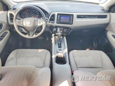 Zdjęcie 8 z 13 samochodu: 2017 HONDA HR-V LX VIN:3CZRU6H39HG703885 - miniatura