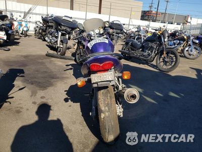 Czwarte zdjęcie samochodu z boku: 2002 KAWASAKI ZR750 G VIN:JKAZRDH122A003314 - miniatura