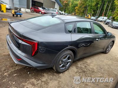 Trzecie zdjęcie samochodu z tyłu: 2026 KIA K4 LXS VIN:3KPFT4DE3TE328152 - miniatura
