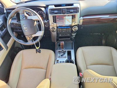 Zdjęcie 8 z 13 samochodu: 2020 TOYOTA 4RUNNER LIMITED VIN:JTEZU5JR0L5224152 - miniatura