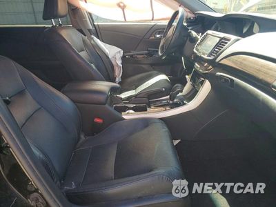 Zdjęcie 7 z 12 samochodu: 2016 HONDA ACCORD EXL VIN:1HGCR2F83GA142621 - miniatura
