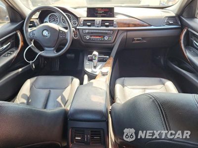 Zdjęcie 8 z 12 samochodu: 2015 BMW 320 I XDRIVE VIN:WBA3C3C50FP663904 - miniatura