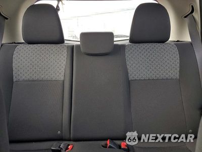 Zdjęcie 10 z 14 samochodu: 2017 TOYOTA YARIS 5-DOOR LE VIN:VNKKTUD31HA082684 - miniatura